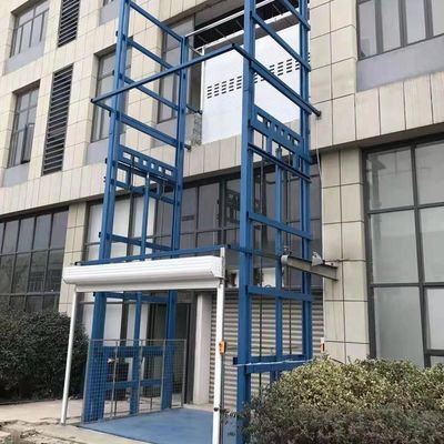 kopen 5000 kg Outdoor Cargo Lift 7m Mezzanine Lifts Warehouse Freight Lift online manufacture