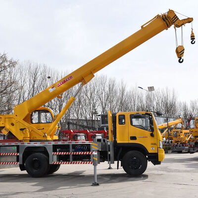 kopen 8 ton hydraulische telescopische boomtruckkraan voor de bouw online vervaardiging