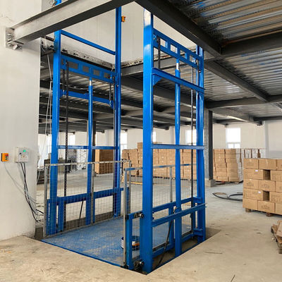 5000 kg Hydraulische vrachtlift Goederen platformlift voor fabriek en magazijn